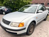 Gebraucht VW Passat 150 PS (110 kW) 1997 Silber Limousine