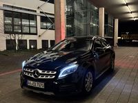 Gebraucht Mercedes GLA180 122 PS (89 kW) 2018 Schwarz SUV