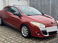 Gebraucht Renault Mégane Coupé 131 PS (96 kW) 2011 Andere farben Coupé