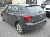 Gebraucht VW Polo Trendline 65 PS (47 kW) 2019 Grau Limousine