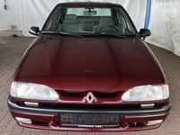 Gebraucht Renault 19 73 PS (53 kW) 1993 Rot Limousine