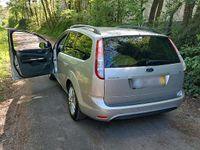 Usata Ford Focus 108 CV (79 kW) 2010 Argento Station wagon