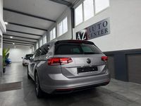 Gebraucht VW Passat Business 150 PS (110 kW) 2023 Silber Kombi