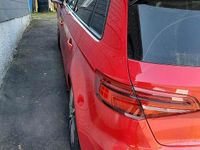 Gebraucht Audi A3 Sport 150 PS (110 kW) 2019 Rot Limousine