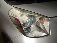 Gebraucht Toyota iQ 68 PS (50 kW) 2009 Platinsilber Kleinwagen