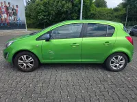 Gebraucht Opel Corsa Active 87 PS (63 kW) 2013 Apfelgruen p2 Kleinwagen