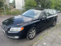Gebraucht Volvo V70 Momentum 181 PS (133 kW) 2014 Schwarz Kombi