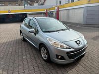 Gebraucht Peugeot 207 90 PS (66 kW) 2010 Silber Kleinwagen