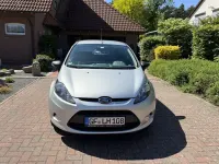 Gebraucht Ford Fiesta Ambiente 60 PS (44 kW) 2009 Silber Limousine