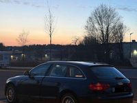 Gebraucht Audi A4 Ambiente 143 PS (105 kW) 2009 Blau Kombi