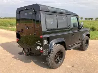 Gebraucht Land Rover Defender SE 122 PS (89 kW) 2007 Schwarz Kombi