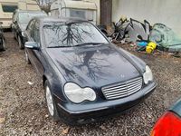 Gebraucht Mercedes C180 Classic 143 PS (105 kW) 2003 Schwarz Limousine