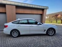 Gebraucht BMW 325 Advantage 224 PS (164 kW) 2016 Weiß Limousine