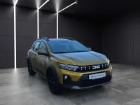 Neu Dacia Sandero Extreme 110 PS (80 kW) 2026 Amber yellow Limousine