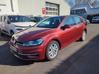 Gebraucht VW Golf VII 86 PS (63 kW) 2019 Rot Limousine
