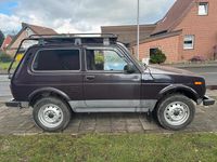 Gebraucht Lada niva 83 PS (61 kW) 2016 Braun SUV