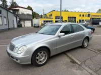 Gebraucht Mercedes E240 Classic 177 PS (130 kW) 2003 Silber Limousine