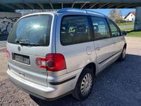 Gebraucht VW Sharan Trendline 150 PS (110 kW) 2006 Silber Van / Kleinbus