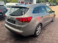 Gebraucht Kia Ceed 128 PS (94 kW) 2013 Grau Kleinwagen