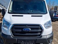 Gebraucht Ford Transit Trend 131 PS (96 kW) 2021 Weiß Van / Kleinbus