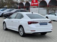 Gebraucht Skoda Octavia Style 116 PS (85 kW) 2023 Weiß Limousine