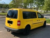 Second-hand VW Caddy Maxi 102 CP (75 kW) 2014 Galben Monovolum