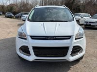 Gebraucht Ford Kuga Titanium 150 PS (110 kW) 2016 Weiß SUV