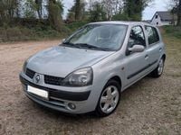 Gebraucht Renault Clio II 75 PS (55 kW) 2002 Silber Limousine