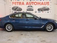 Gebraucht BMW 520 Performance 163 PS (119 kW) 2022 Blau Limousine