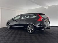Gebraucht Volvo V60 R-Design 288 PS (211 kW) 2016 Schwarz Kombi