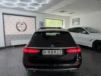 Gebraucht Mercedes E220 AMG 194 PS (142 kW) 2021 Schwarz Limousine