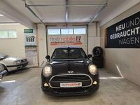 Gebraucht Mini One Cabriolet Pepper 102 PS (75 kW) 2017 Midnight black metallic Cabrio
