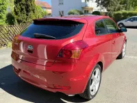 Używany Kia Ceed 143 KM (105 kW) 2008 Czerwony Hatchback