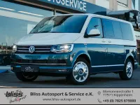 Gebraucht VW Multivan Highline 204 PS (150 kW) 2017 Grün Van / Kleinbus