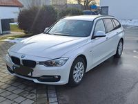 Gebraucht BMW 320 Sport Line 184 PS (135 kW) 2013 Weiß Kombi