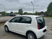 Gebraucht VW up! 75 PS (55 kW) 2014 Weiß Kleinwagen