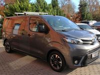 Gebraucht Toyota Proace Comfort 150 PS (110 kW) 2018 Grau Van / Kleinbus