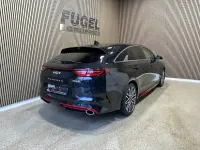 Gebraucht Kia ProCeed GT 204 PS (150 kW) 2023 Zilinaschwarz met. Kombi