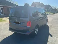 Gebraucht VW Multivan Comfortline 150 PS (110 kW) 2020 Grau Van / Kleinbus