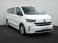 Gebraucht VW T7 Life 150 PS (110 kW) 2025 Weiß Van