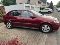 Gebraucht Opel Astra 75 PS (55 kW) 2000 Rot Limousine