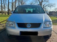 Gebraucht VW Touran 140 PS (102 kW) 2004 Grau Van / Kleinbus