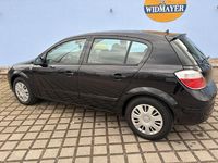 Gebraucht Opel Astra 105 PS (77 kW) 2006 Schwarz Kleinwagen
