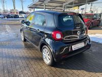 Gebraucht Smart ForFour Passion 90 PS (66 kW) 2018 Schwarz Kleinwagen
