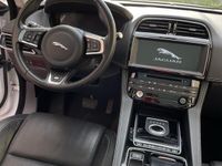 gebraucht Jaguar F-Pace 30d AWD R-Sport Automatik R-Sport