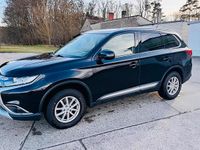 Gebraucht Mitsubishi Outlander 150 PS (110 kW) 2016 Schwarz SUV