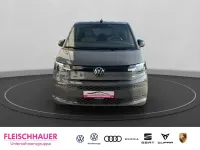 Gebraucht VW Multivan Basis 136 PS (100 kW) 2024 Grau Van / Kleinbus