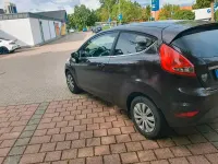 Second-hand Ford Fiesta 97 CP (71 kW) 2010 Andere farben Hatchback