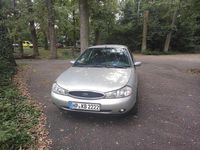 Gebraucht Ford Mondeo Ghia 131 PS (96 kW) 1998 Limousine
