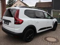 Gebraucht Dacia Jogger Extreme 101 PS (74 kW) 2023 Weiß Van / Kleinbus